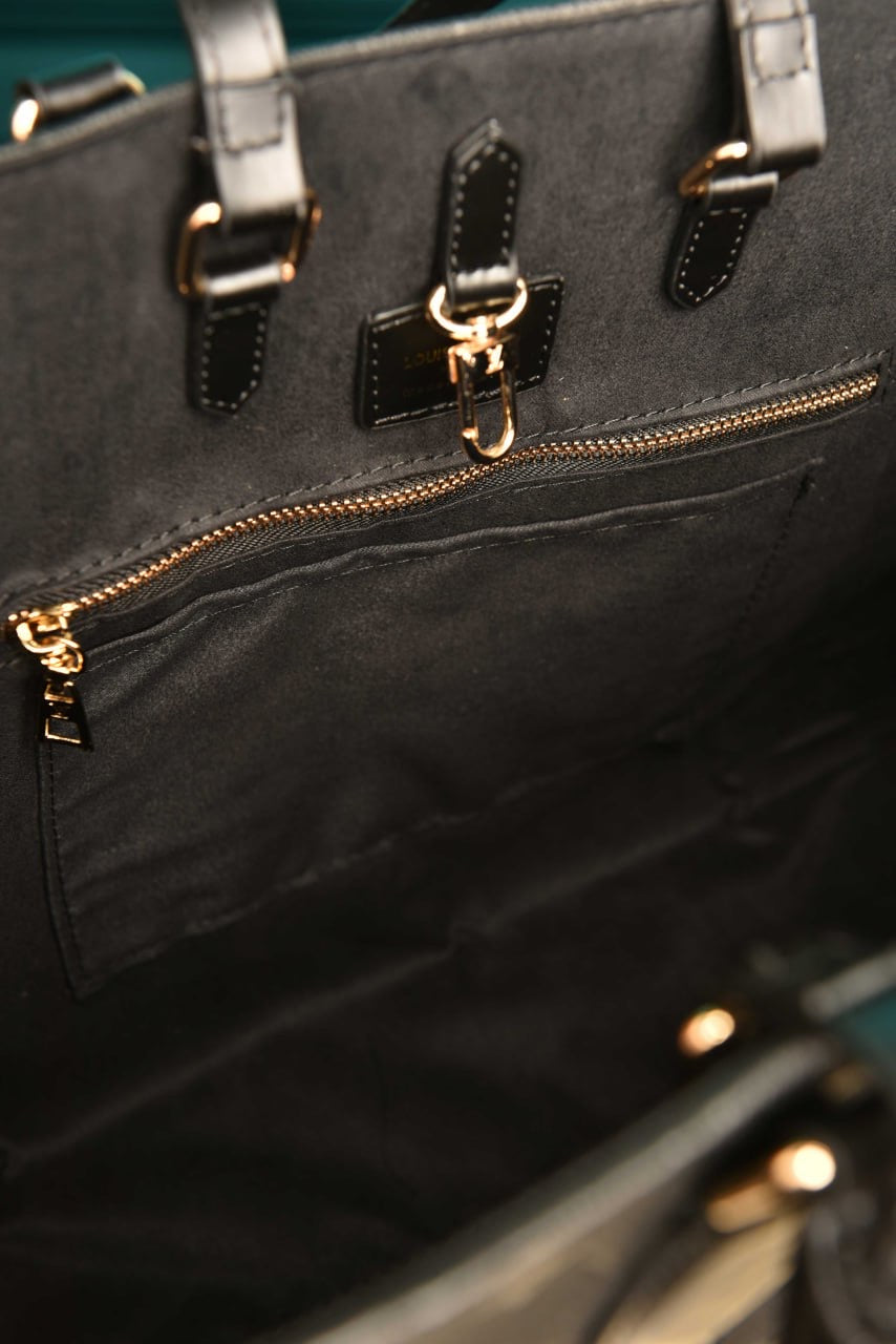 LV ONTHEGO BLACK MONOGRAM (34cm x 27cm)