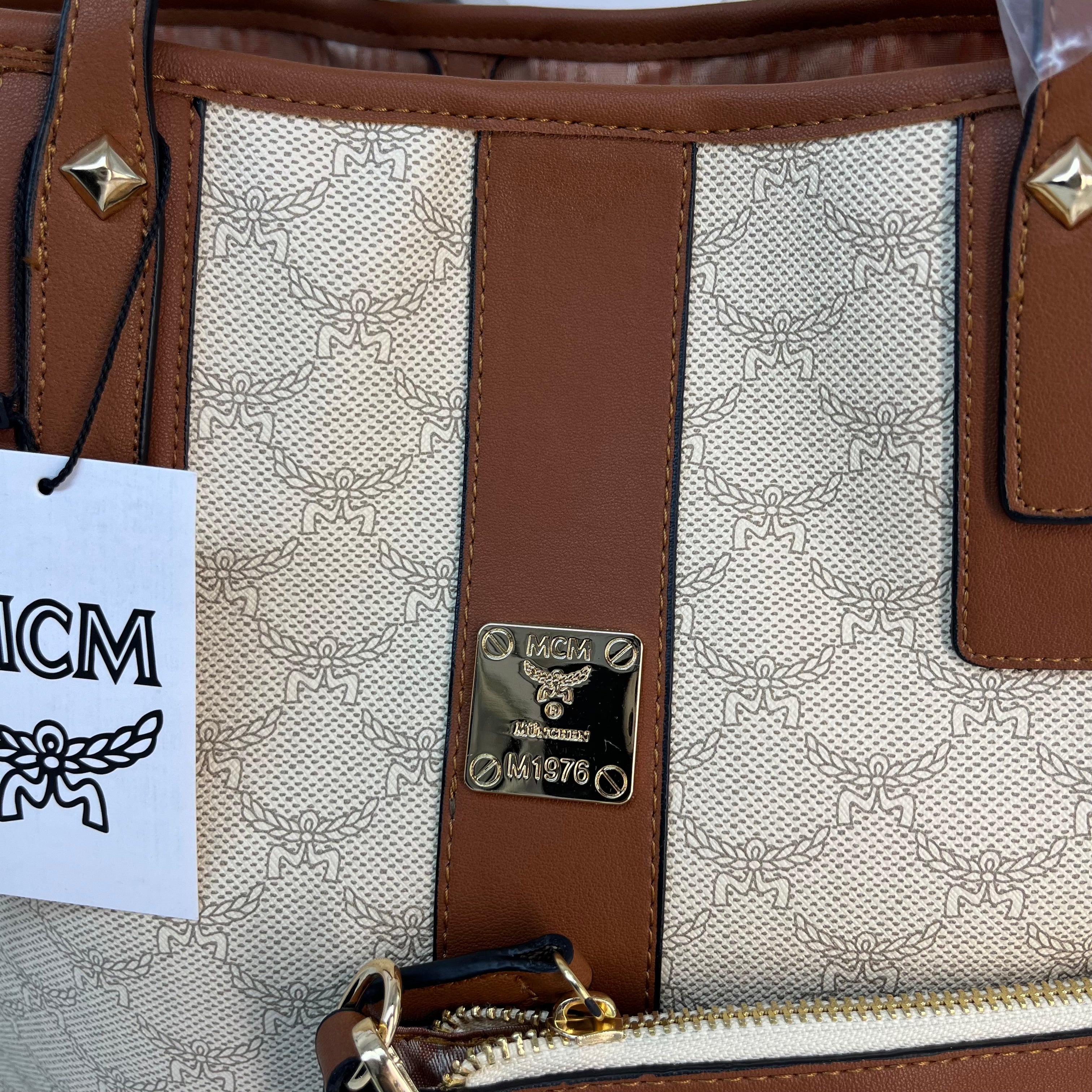 MCM shopping bag beige