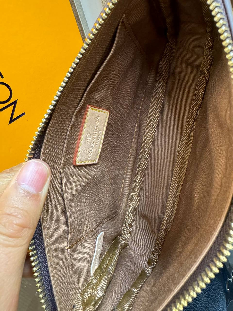 Louıs Vuıtton Pochette Damier