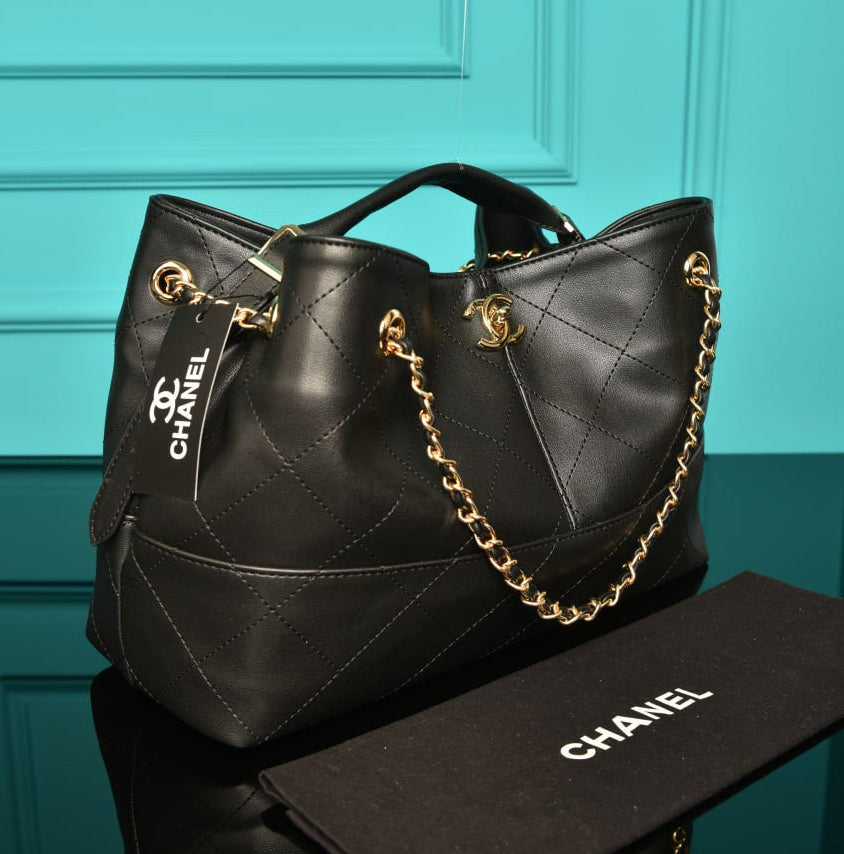 Chanel shopping bag black(40cm x 28cm x 17cm)