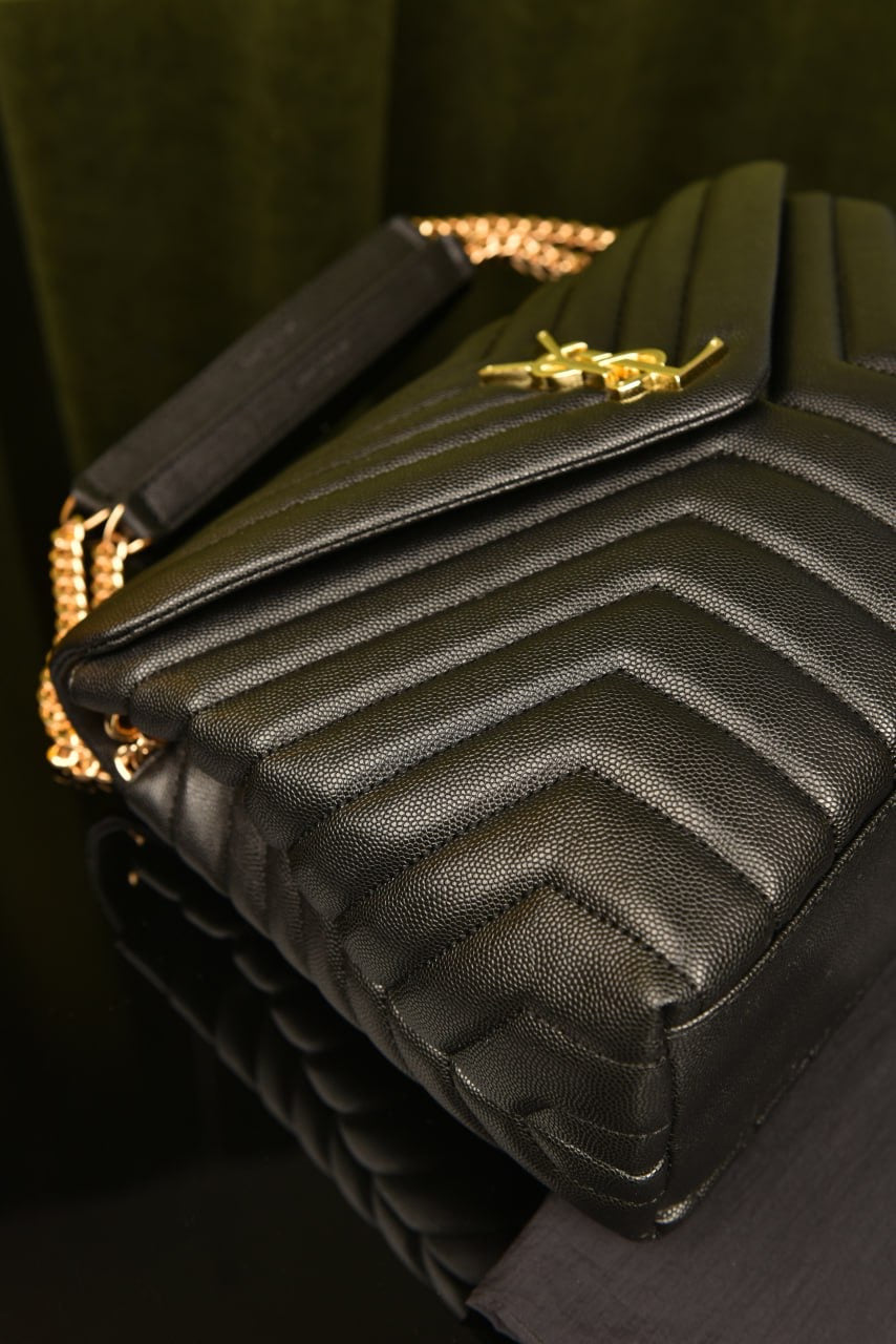 YSL LOULOU BLACK(24cm x 17cm)