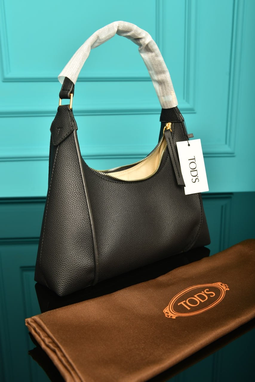 Tod’s shoulder bag black (31cm x 26cm)