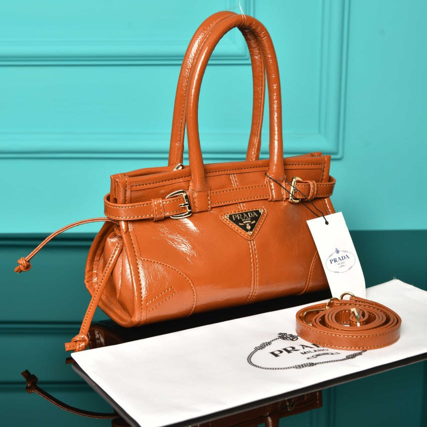 Prada Bonnie brown(32cm x 18cm)