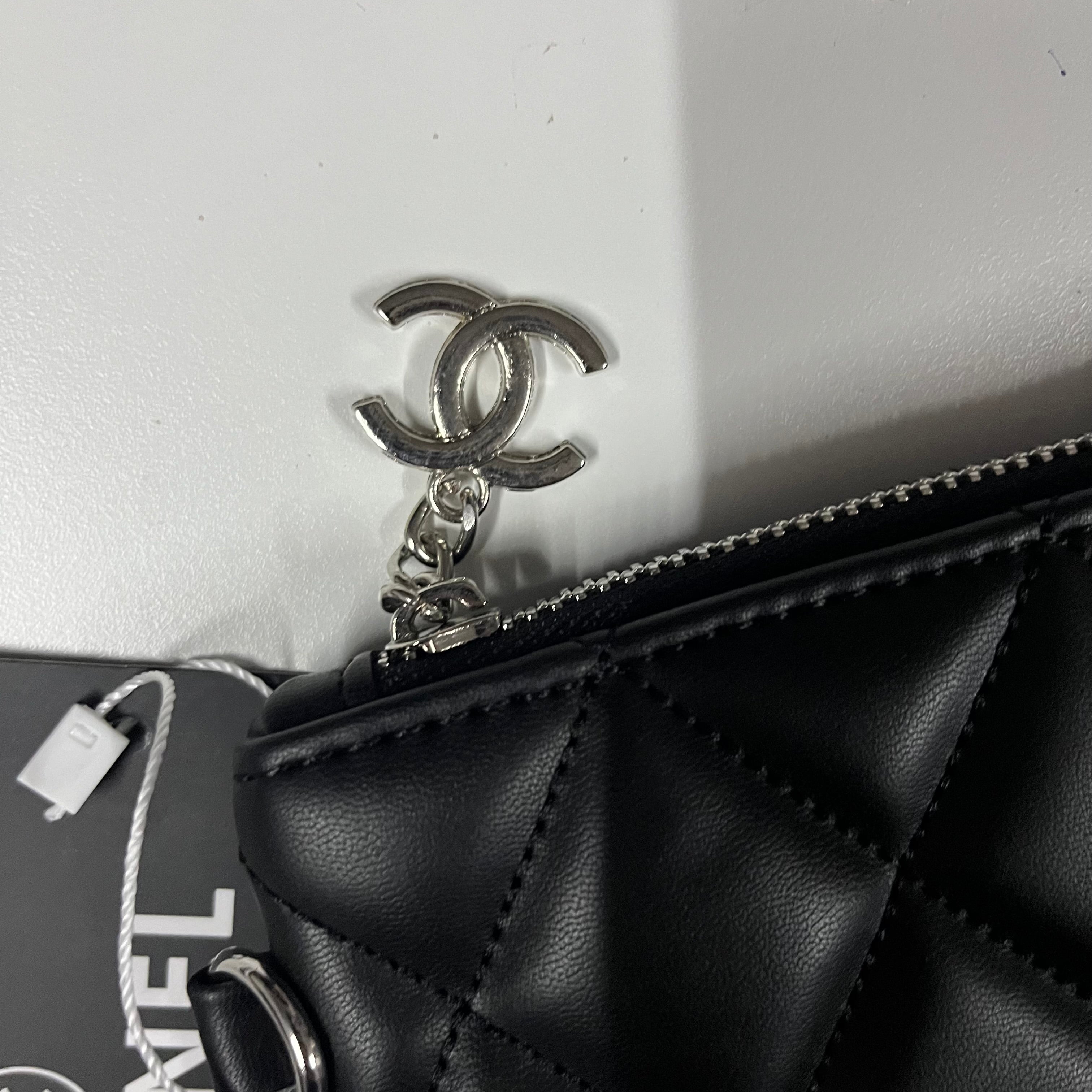 Chanel φάκελος black  (29cm x 21cm)