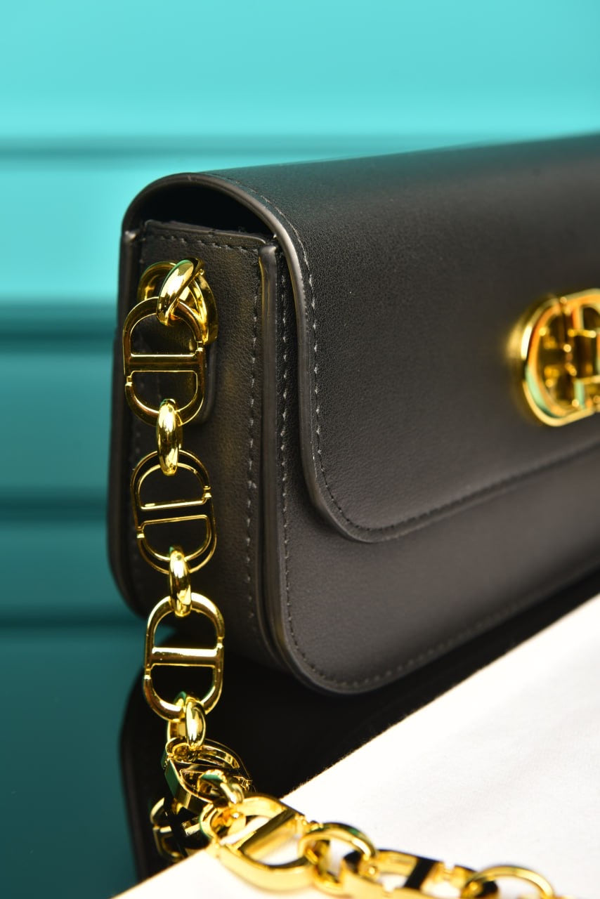 DIOR MEDIUM BAG BLACK (22cm x 15cm)