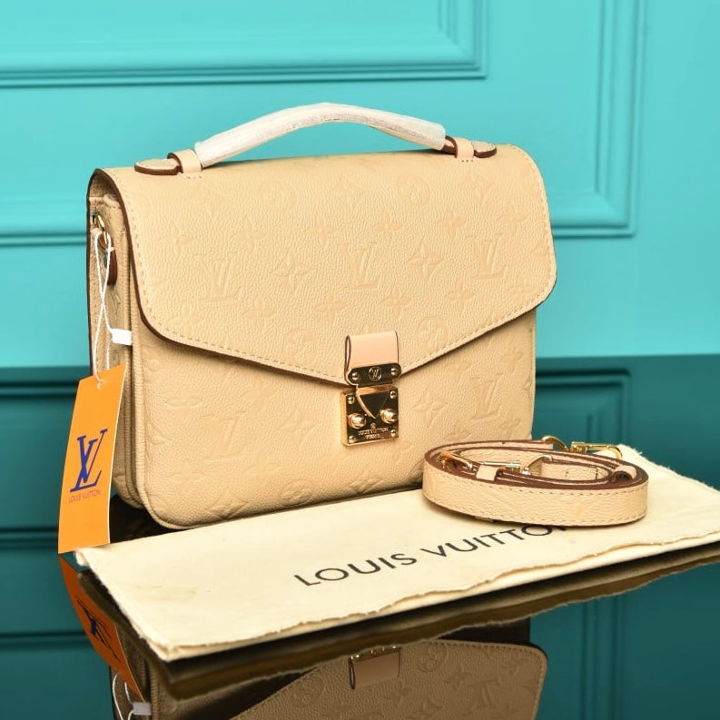 LOUIS VUITTON  Métis pochette MONOGRAM BEIGE(25x22)