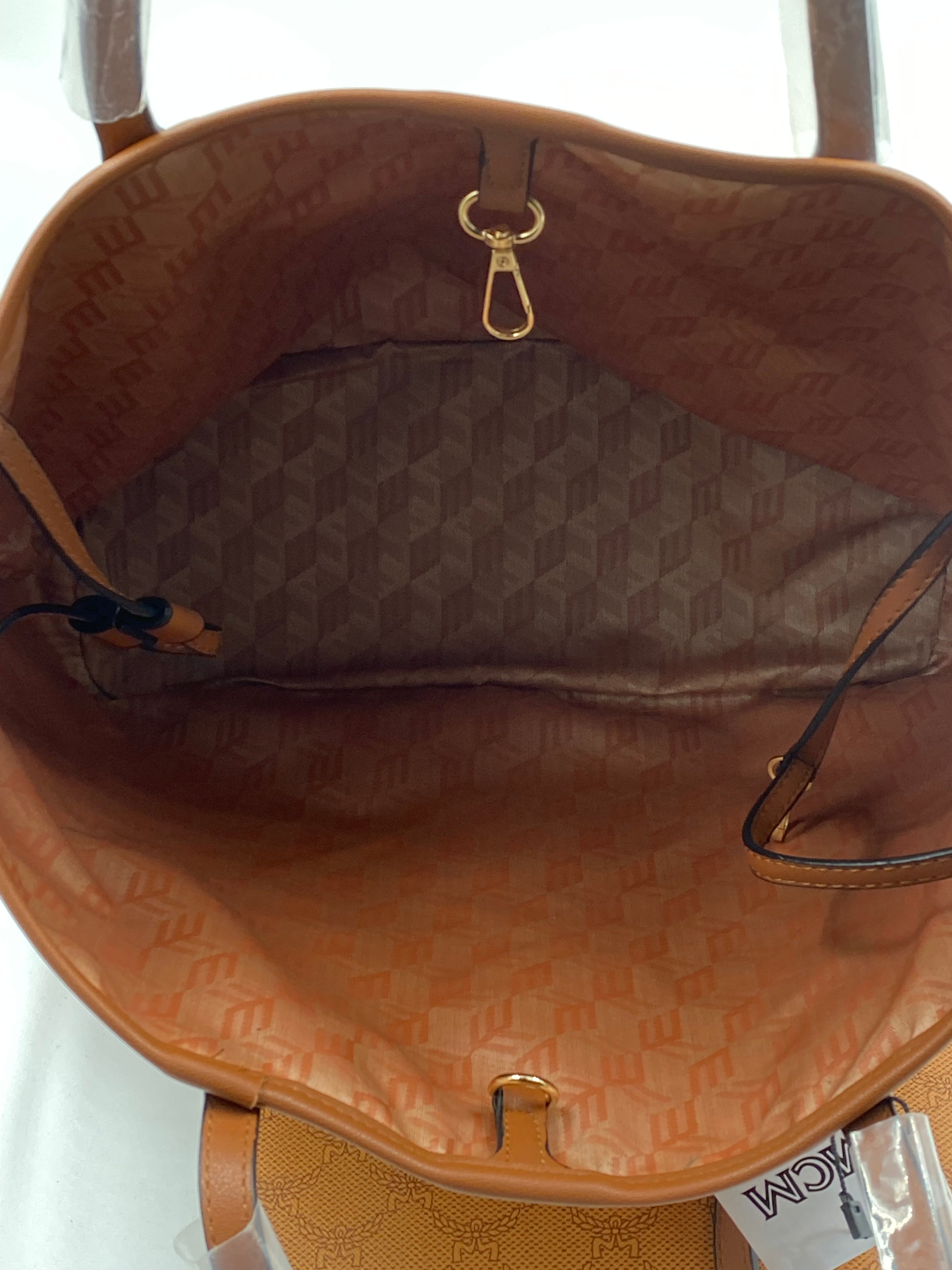 MCM shopping bag beige