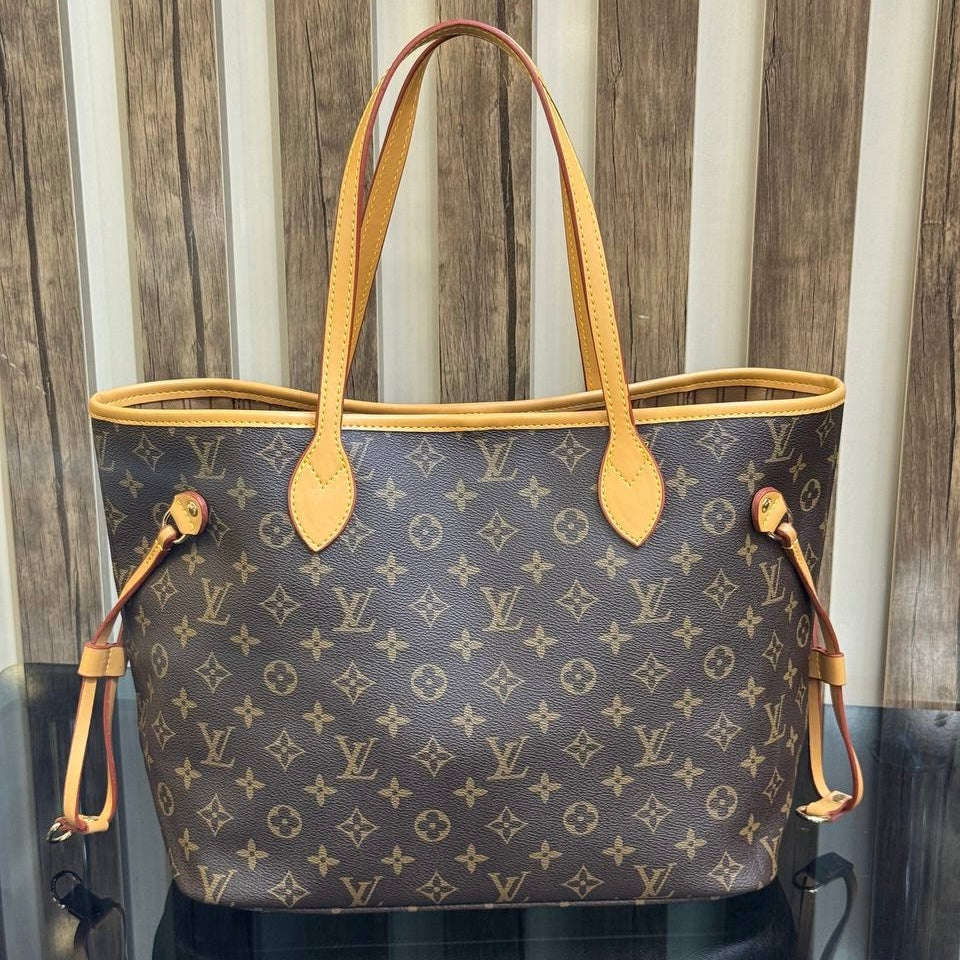 LV NEVERFULL MONOGRAM (Medium size 40cm x 27cm)