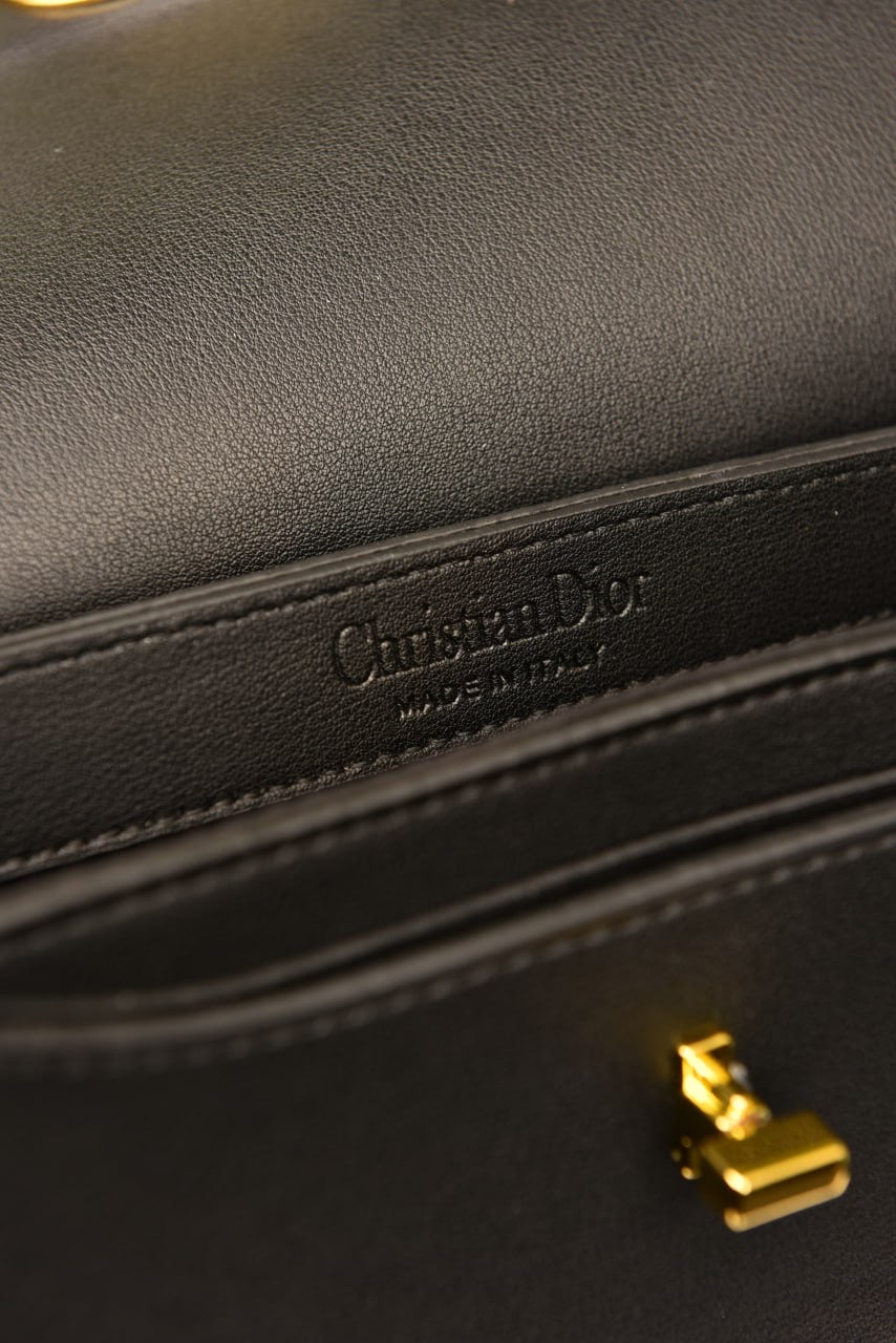 DIOR MEDIUM BAG BLACK (22cm x 15cm)