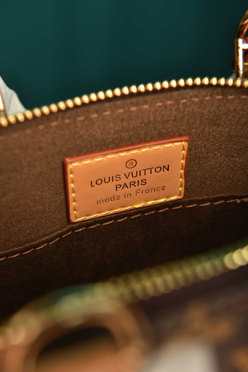 LV ALMA Monogram Brown(Size 28x19)