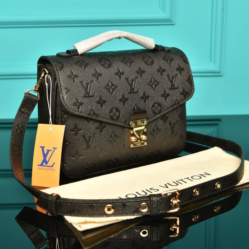 LOUIS VUITTON  METIS MONOGRAM BLACK (25cm x22cm)