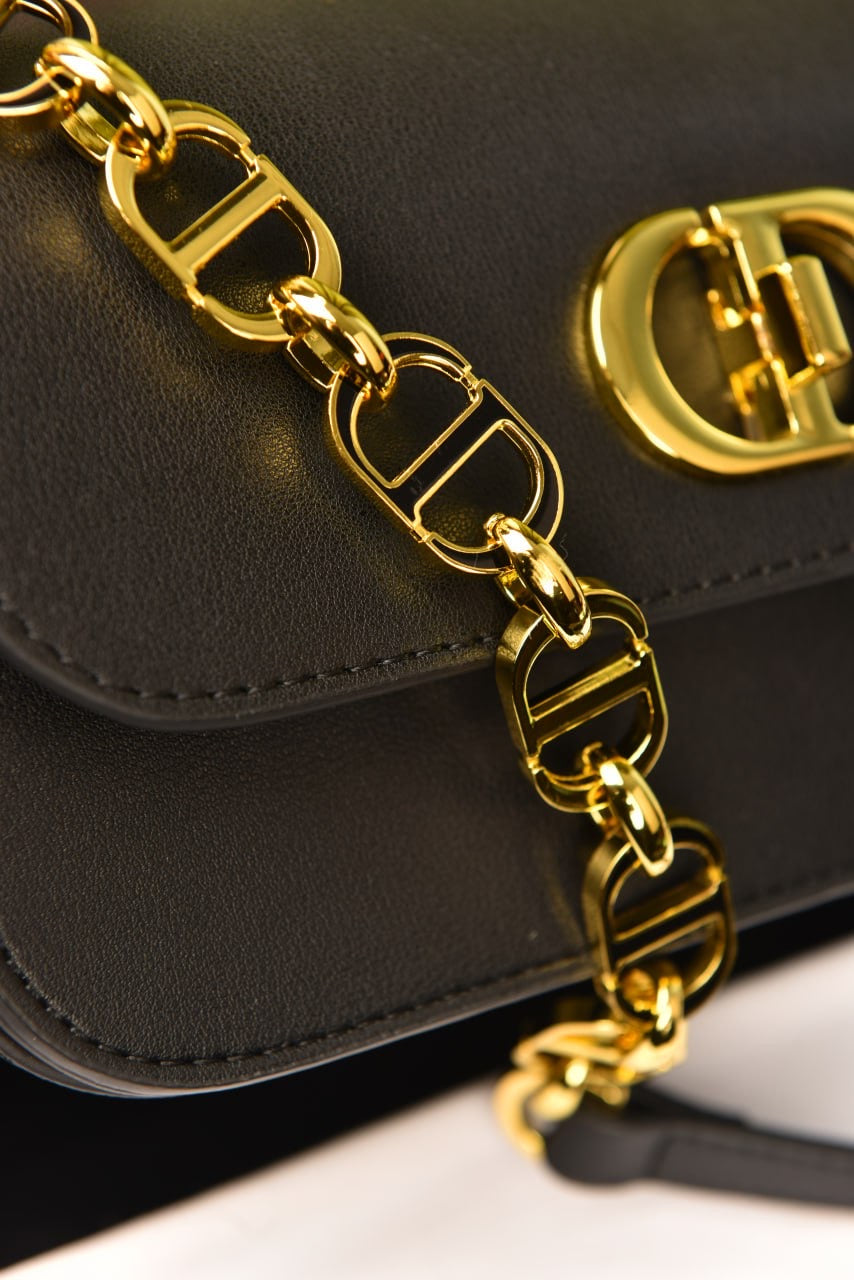 DIOR MEDIUM BAG BLACK (22cm x 15cm)