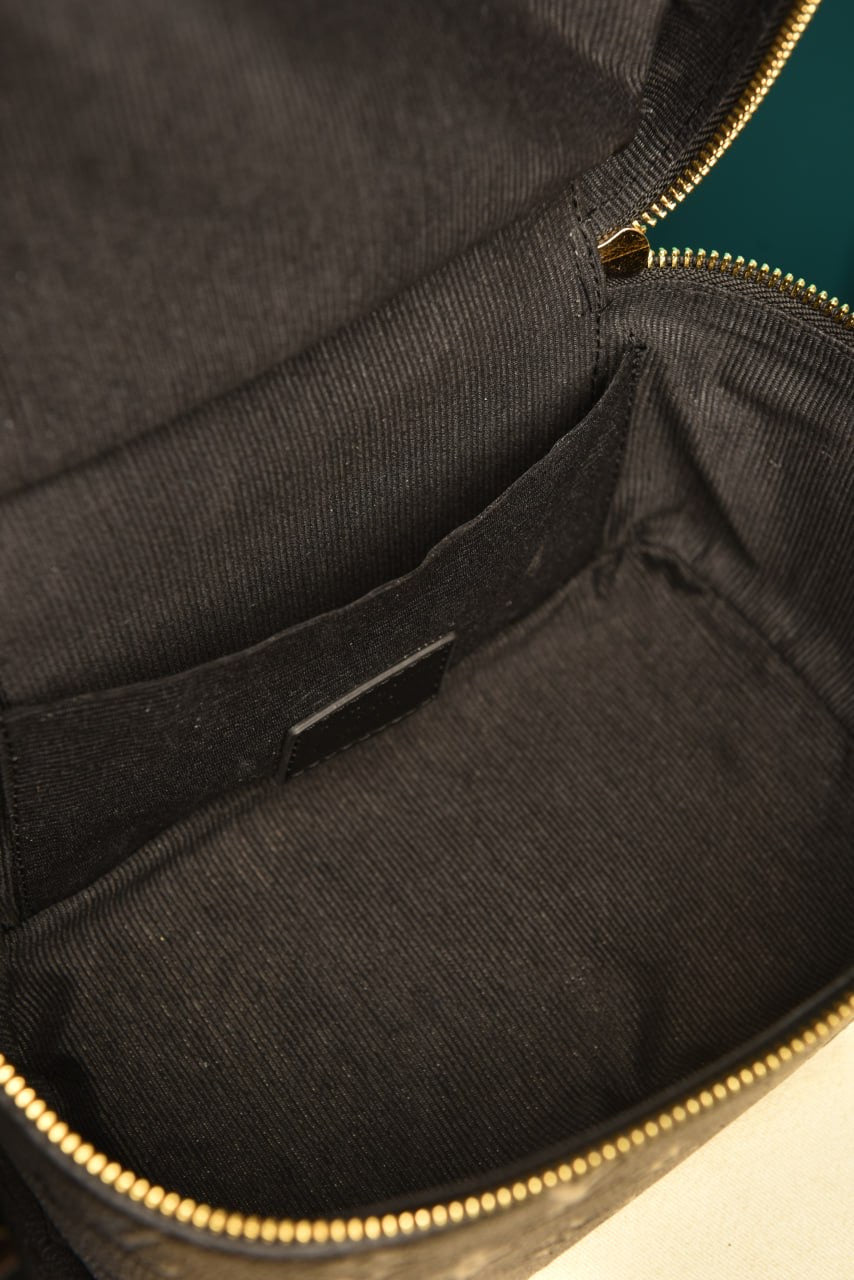 LV nice mini toiletry Monogram black (20cm x 14cm x 13cm)