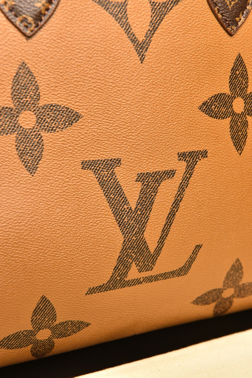 LV ONTHEGO MONOGRAM  (medium  size)34*27