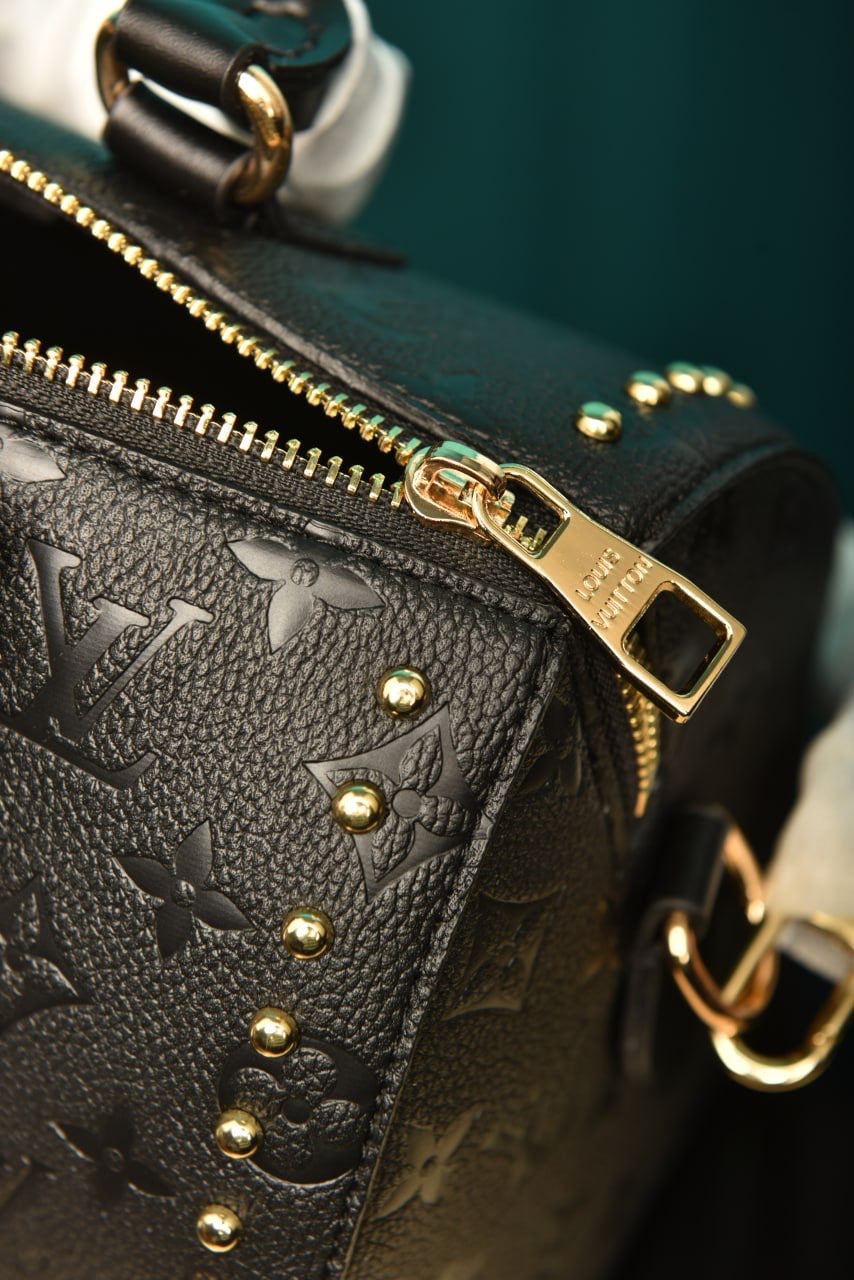 LV Speedy trunk 25 black monogram