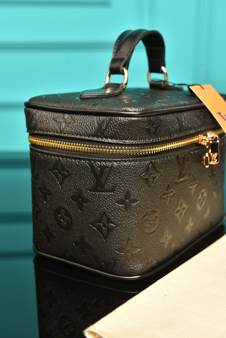 LV nice mini toiletry Monogram black (20cm x 14cm x 13cm)
