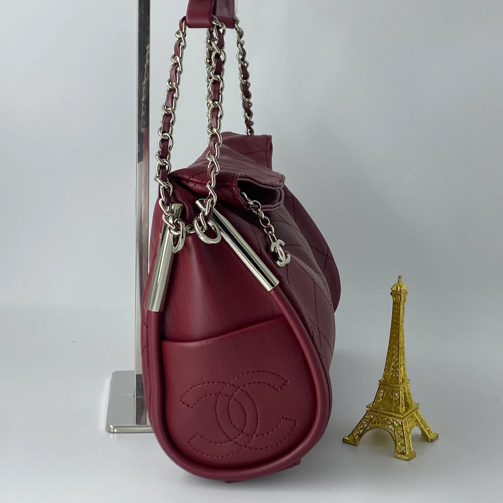 CHANEL HANDBAG BORDEAUX(Size 32x22)