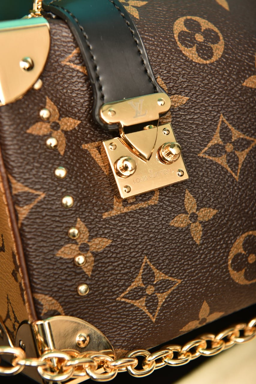 LV X TM SLIM TRUNK MONOGRAM (24cm x 11.5cm)