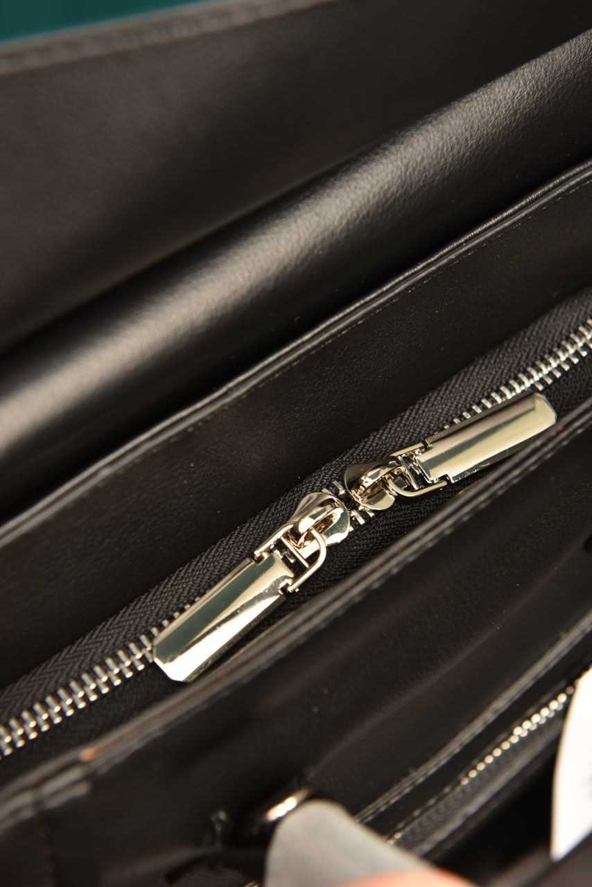 Small new luggage in supple shiny Lambskin(24cm x 15.5cm)