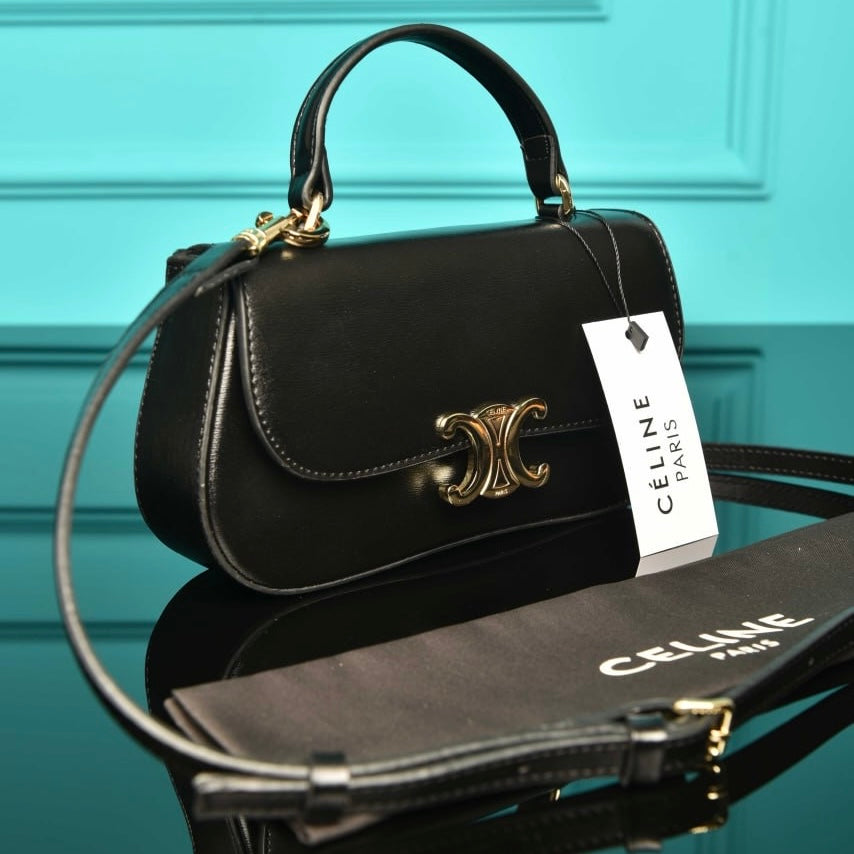 Celine Lola in shiny calfskin black(20cm x 11cm)