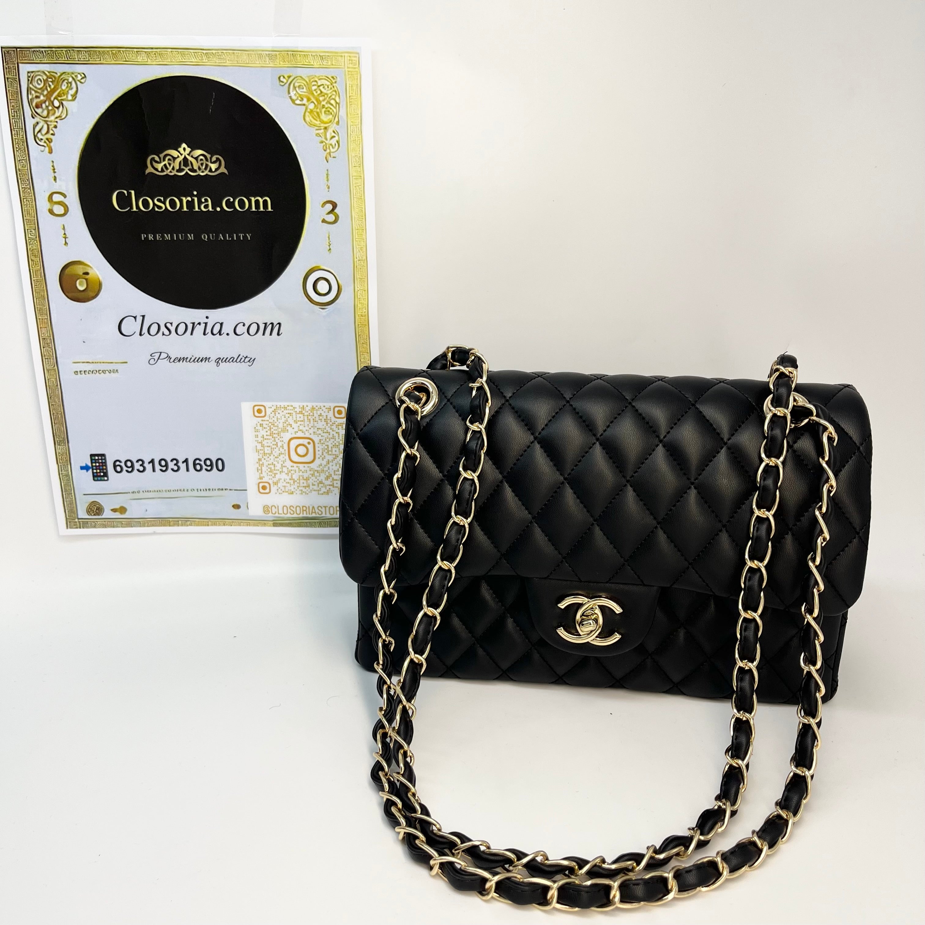 Chanel classic  flap black (size27cm x 18 cm)