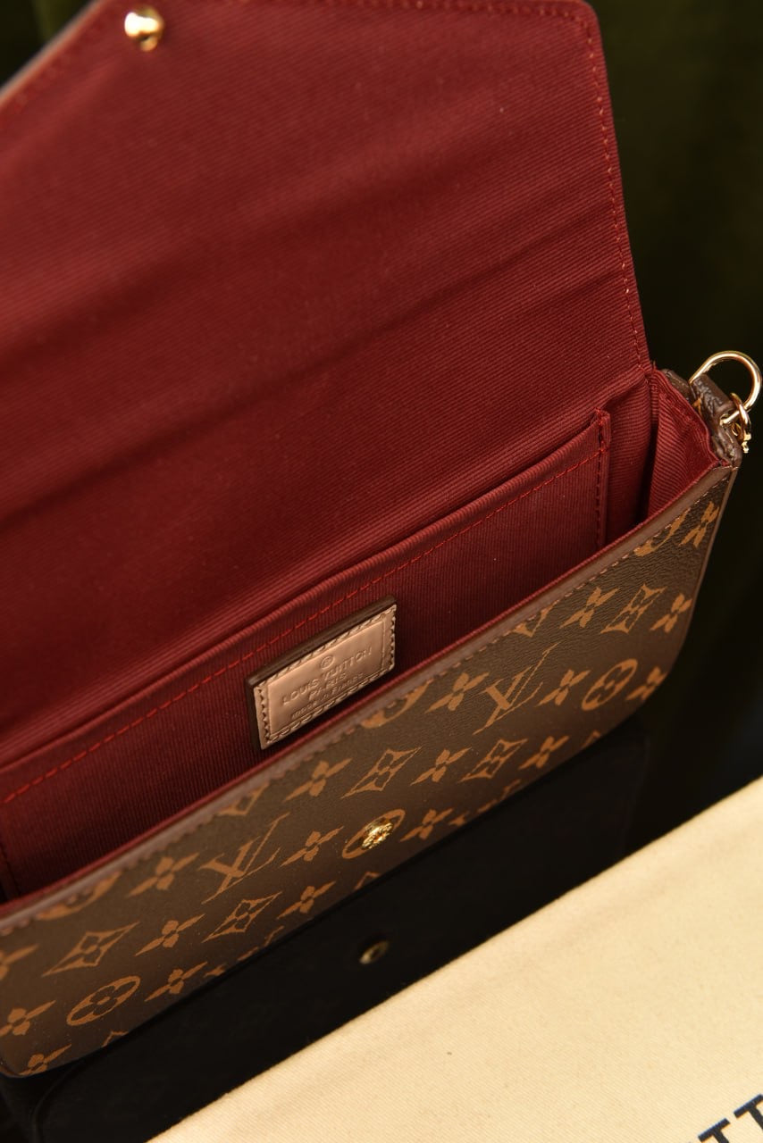 LV Felicie Pochette monogram(21cm x 12cm)