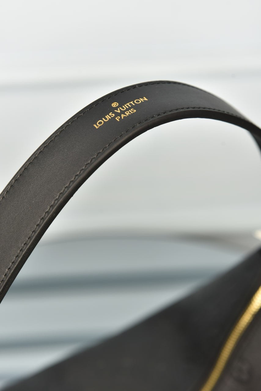 Louis Vuitton slouchy mm bag  monogram black (33cm x 22cm)