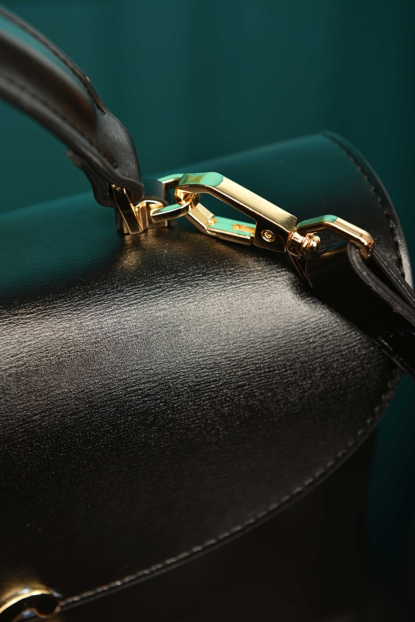 Celine medium nino bag in supple grained calfskin Black(25cm x 17.5cm)