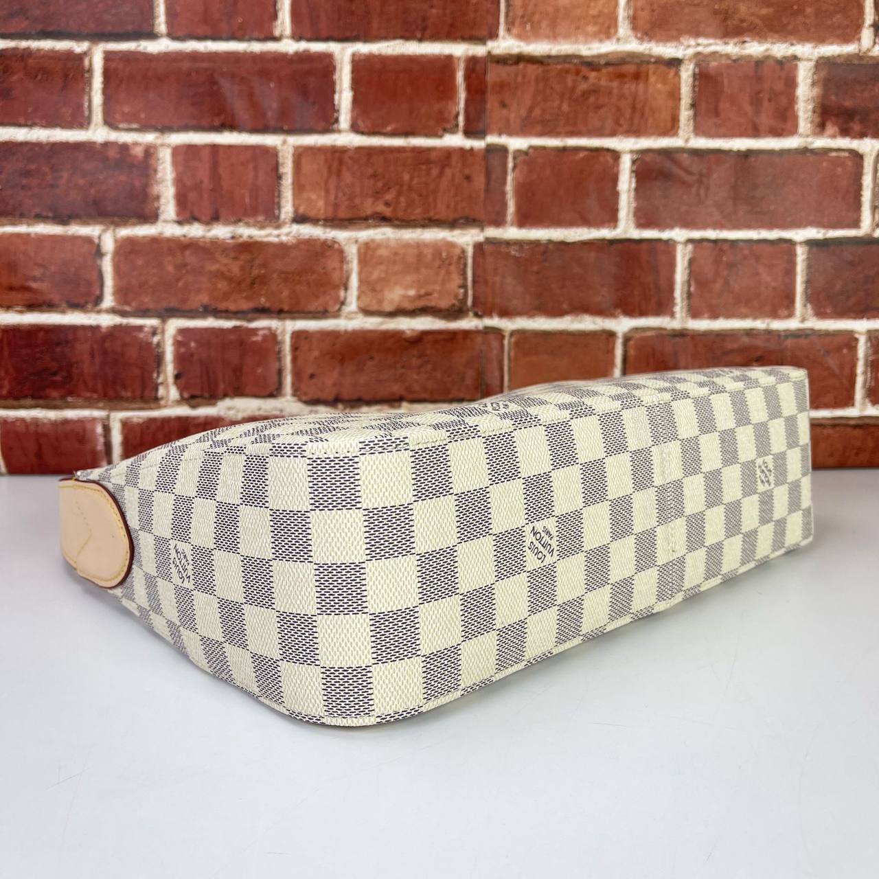 Louis Vuitton slouchy mm bag  damier beige (33cm x 22cm)