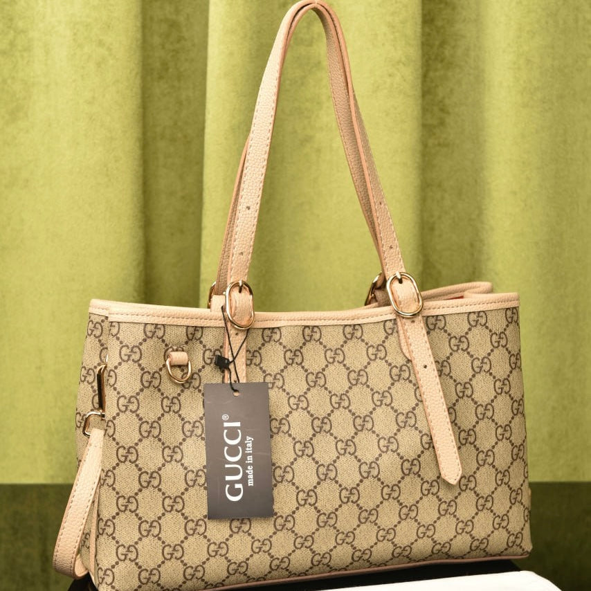Gucci emblem tote bag beige medium 32cm x 20cm