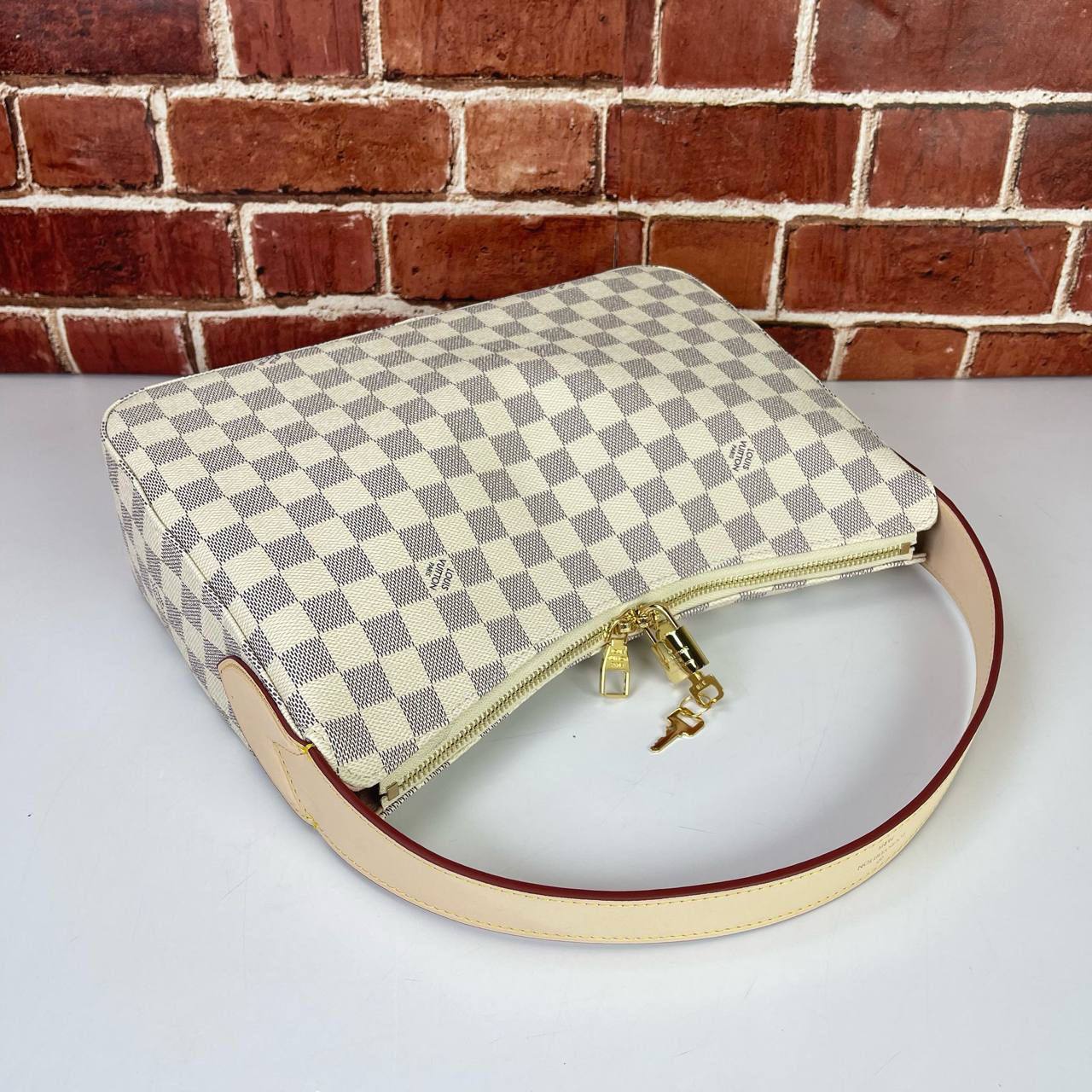 Louis Vuitton slouchy mm bag  damier beige (33cm x 22cm)