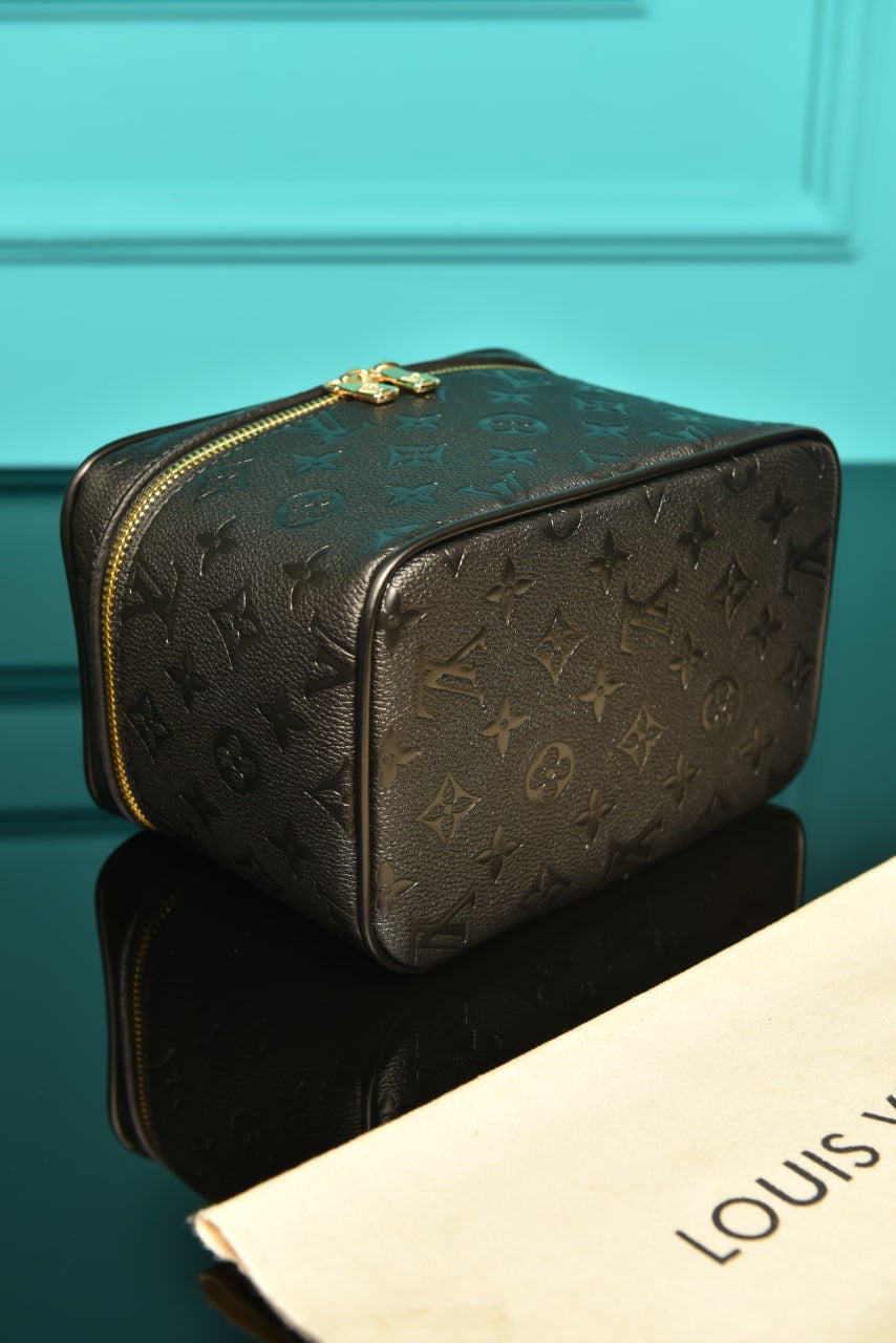 LV nice mini toiletry Monogram black (20cm x 14cm x 13cm)
