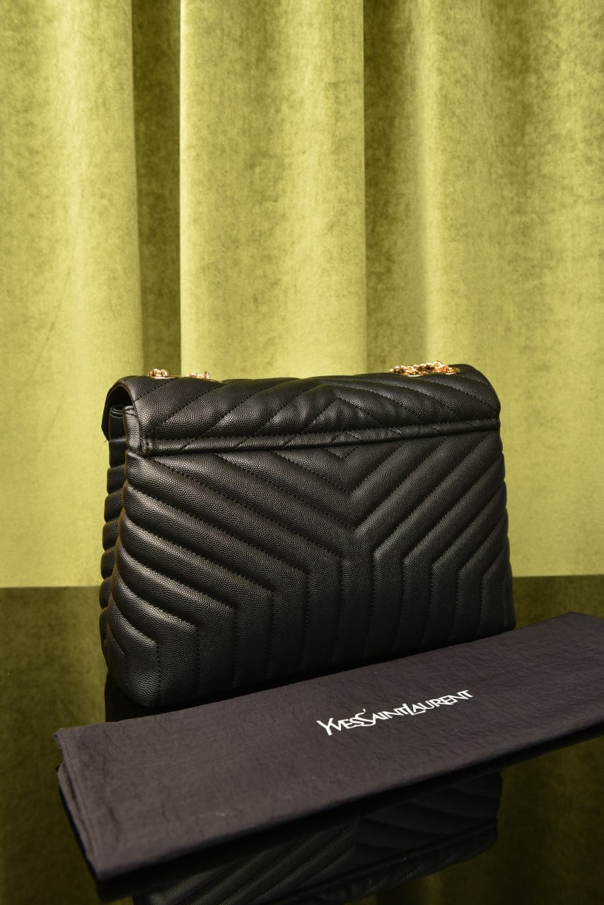 YSL LOULOU BLACK(24cm x 17cm)