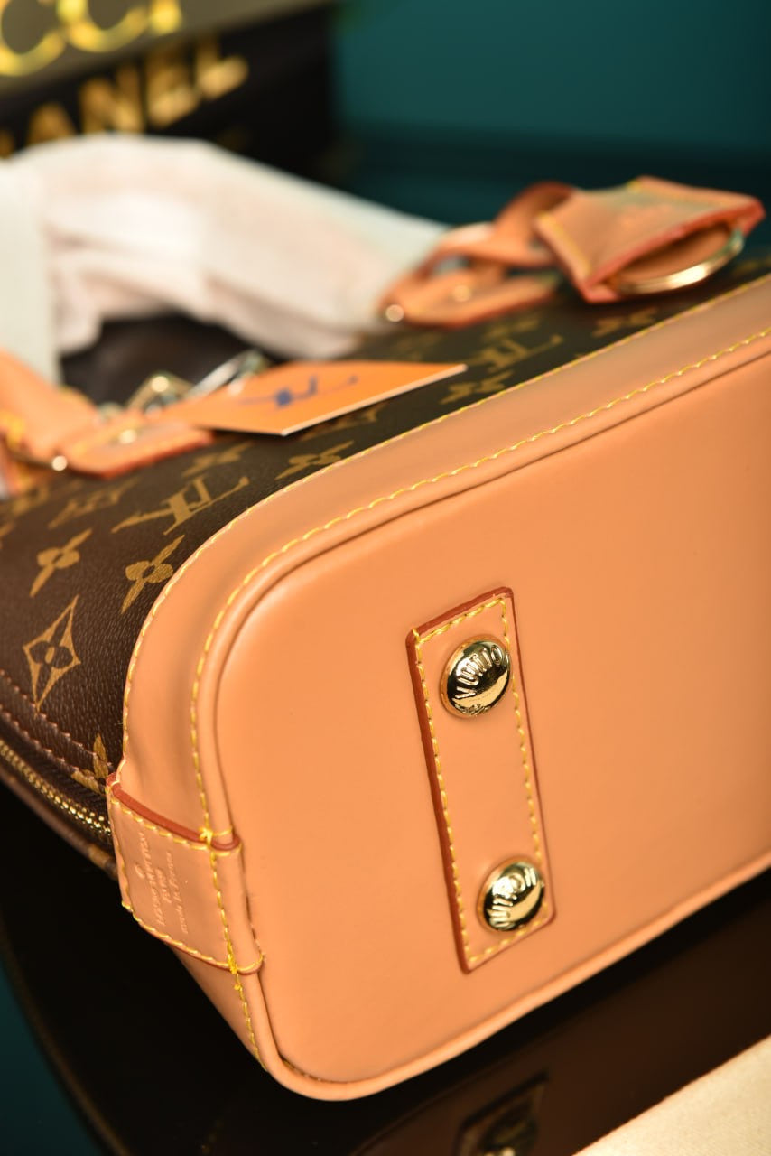 LV ALMA Monogram Brown(Size 28x19)