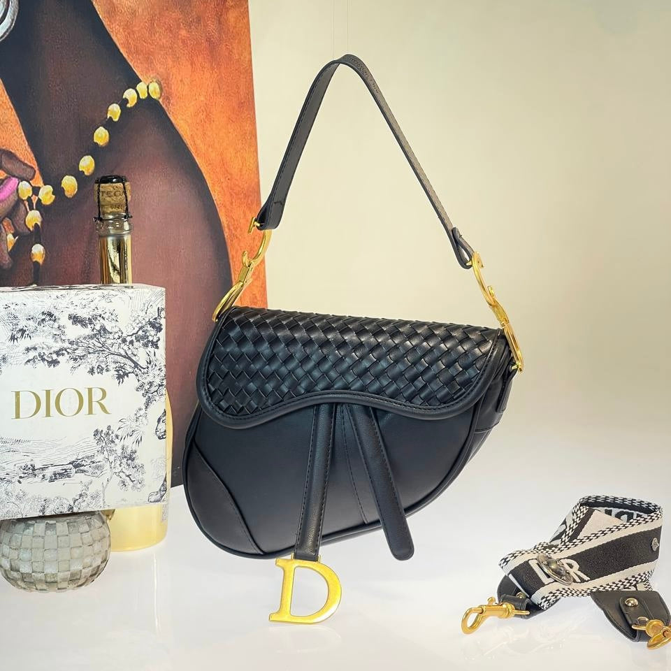 DIOR SADDLE (24cm x 20cm)