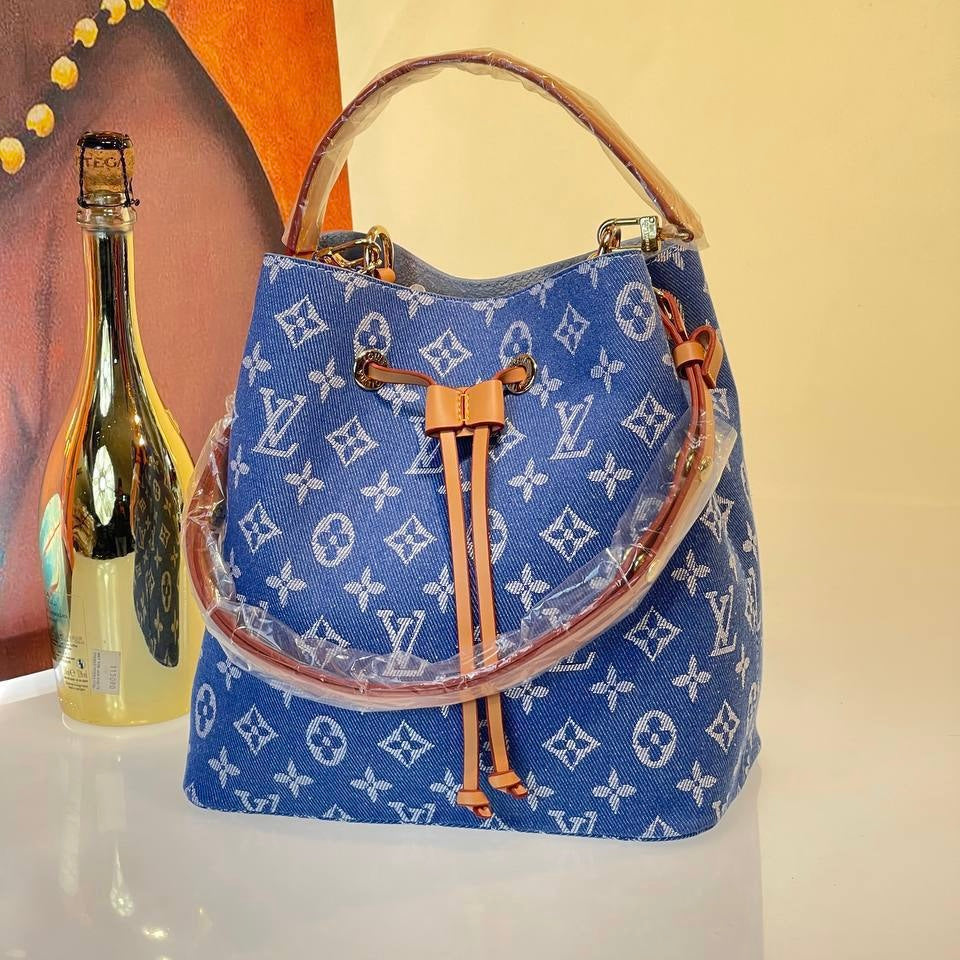 Lv noe noe monogram denim(39cm x 27cm)