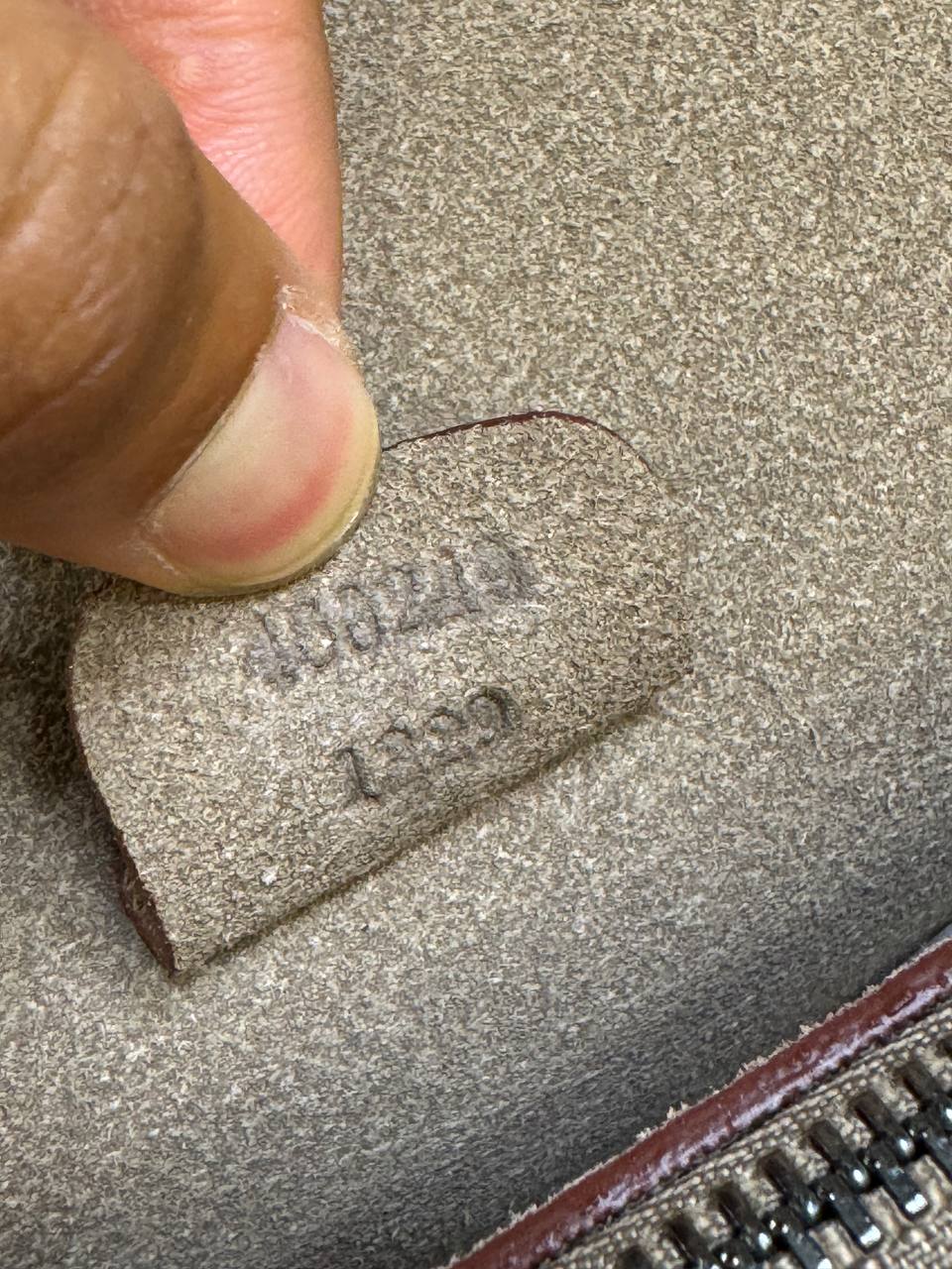 GUCCI DIONYSUS (MEDIUM SIZE BROWN(28x17)