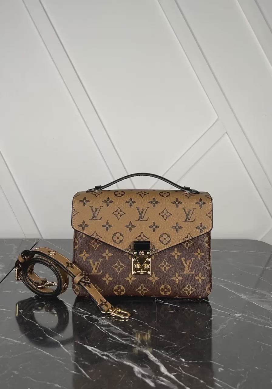 LOUIS VUITTON  METIS MONOGRAM REVERSE (25cm x22cm)