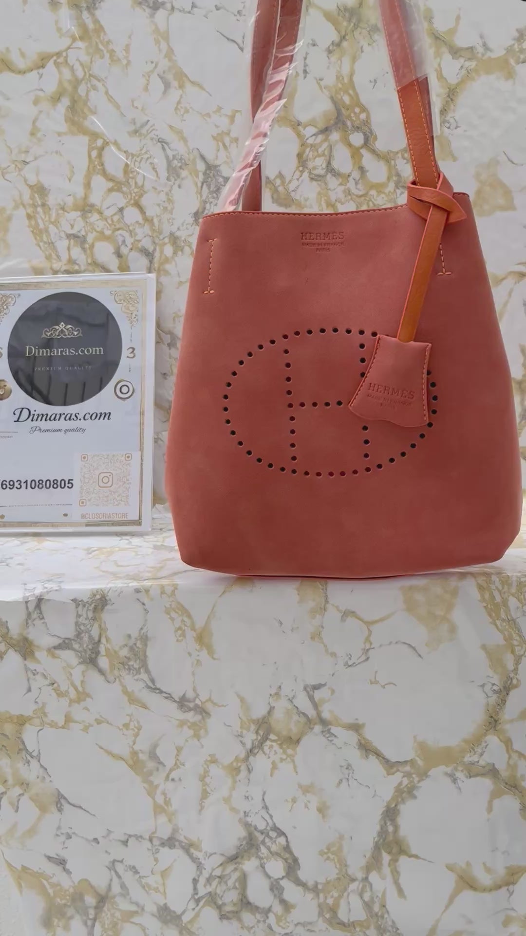 HERMES ORANGE SUEDE(30cm x 27cm)