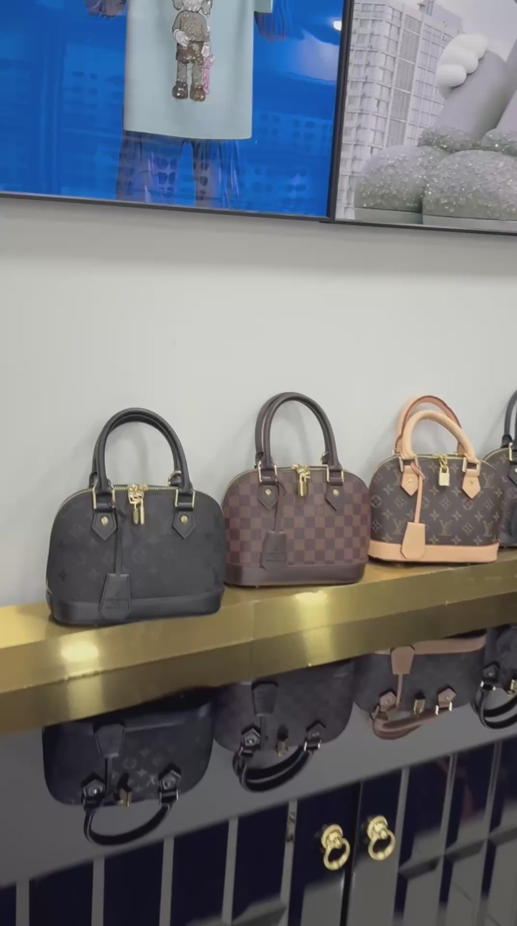 LV ALMA Monogram Brown(Size 28x19)