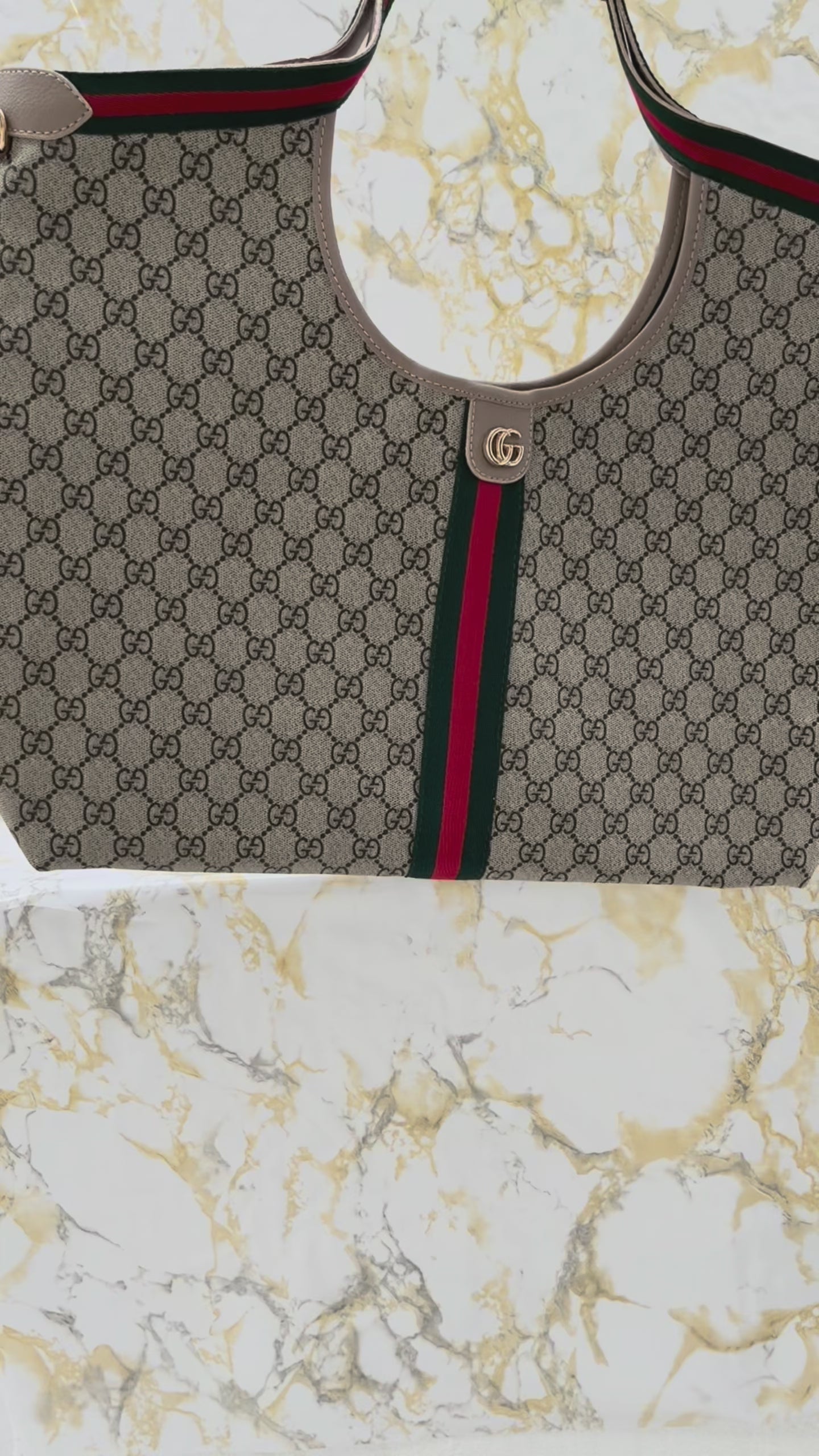 GUCCI GIGLIO BIG SIZE(50cm x 47cm)